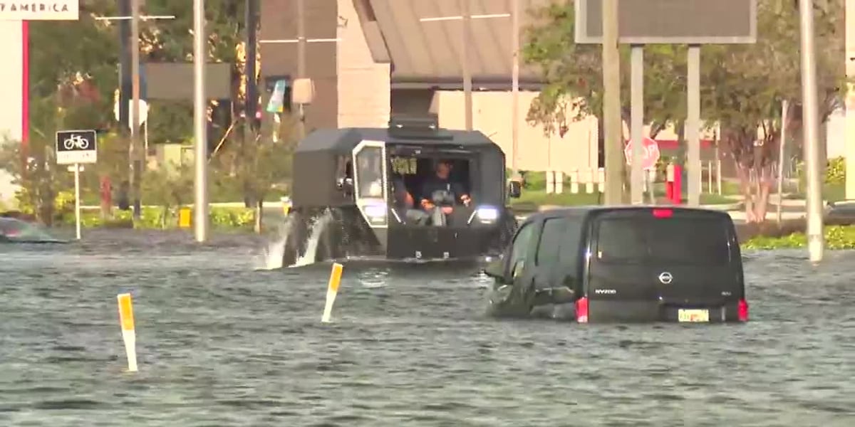 Hurricane Milton lashes Florida with storm surge, heavy rain and tornadoes [Video]