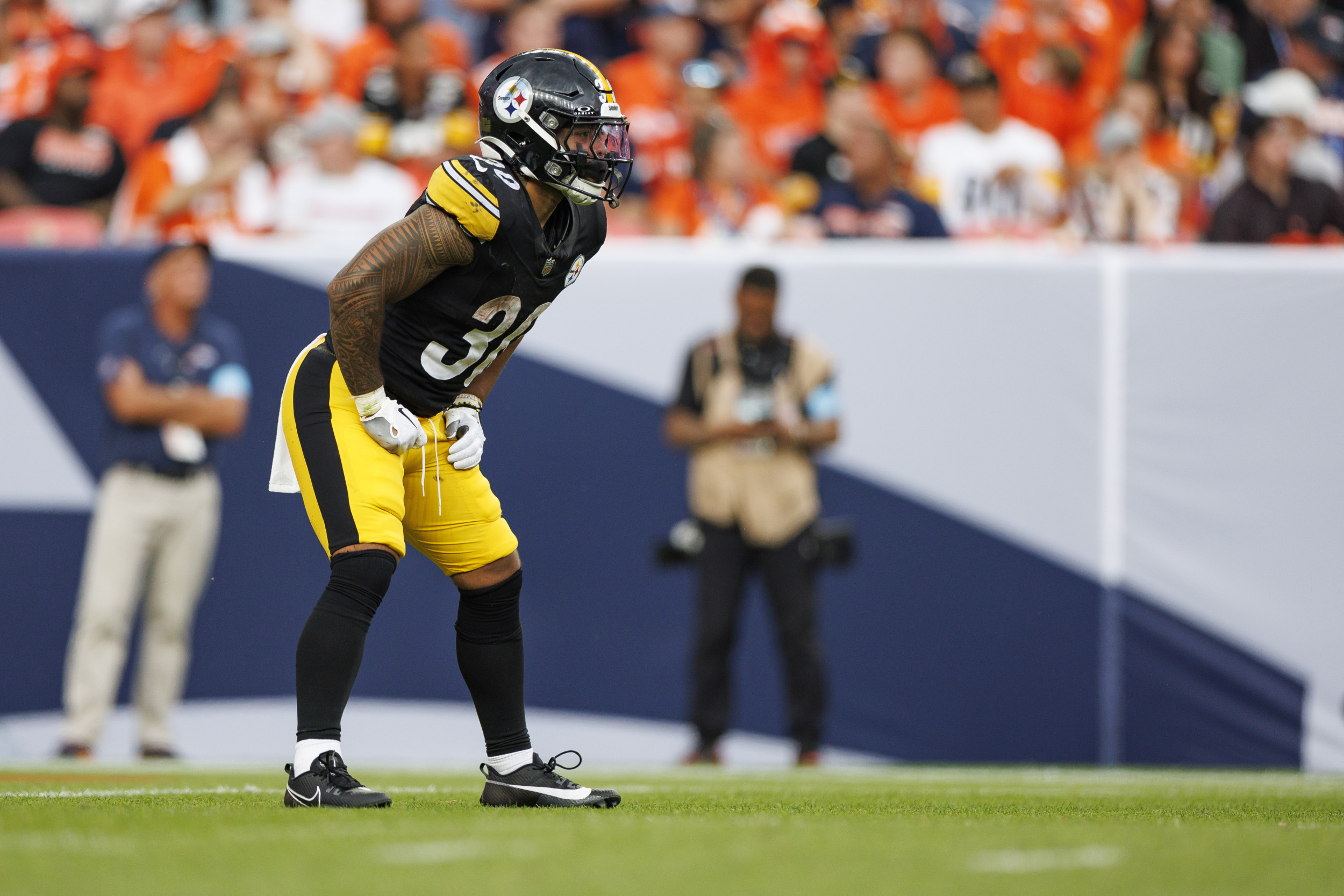 Steelers Receive Huge Injury News on RB Jaylen Warren [Video]