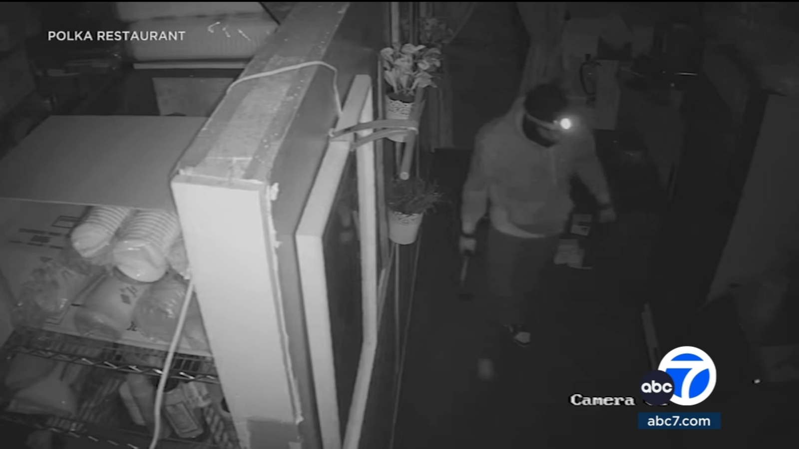 Burglar breaks into Polka restaurant, other businesses in Glassell Park [Video]