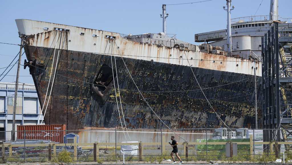 Historic ocean liner could soon become the world’s largest artificial reef [Video]