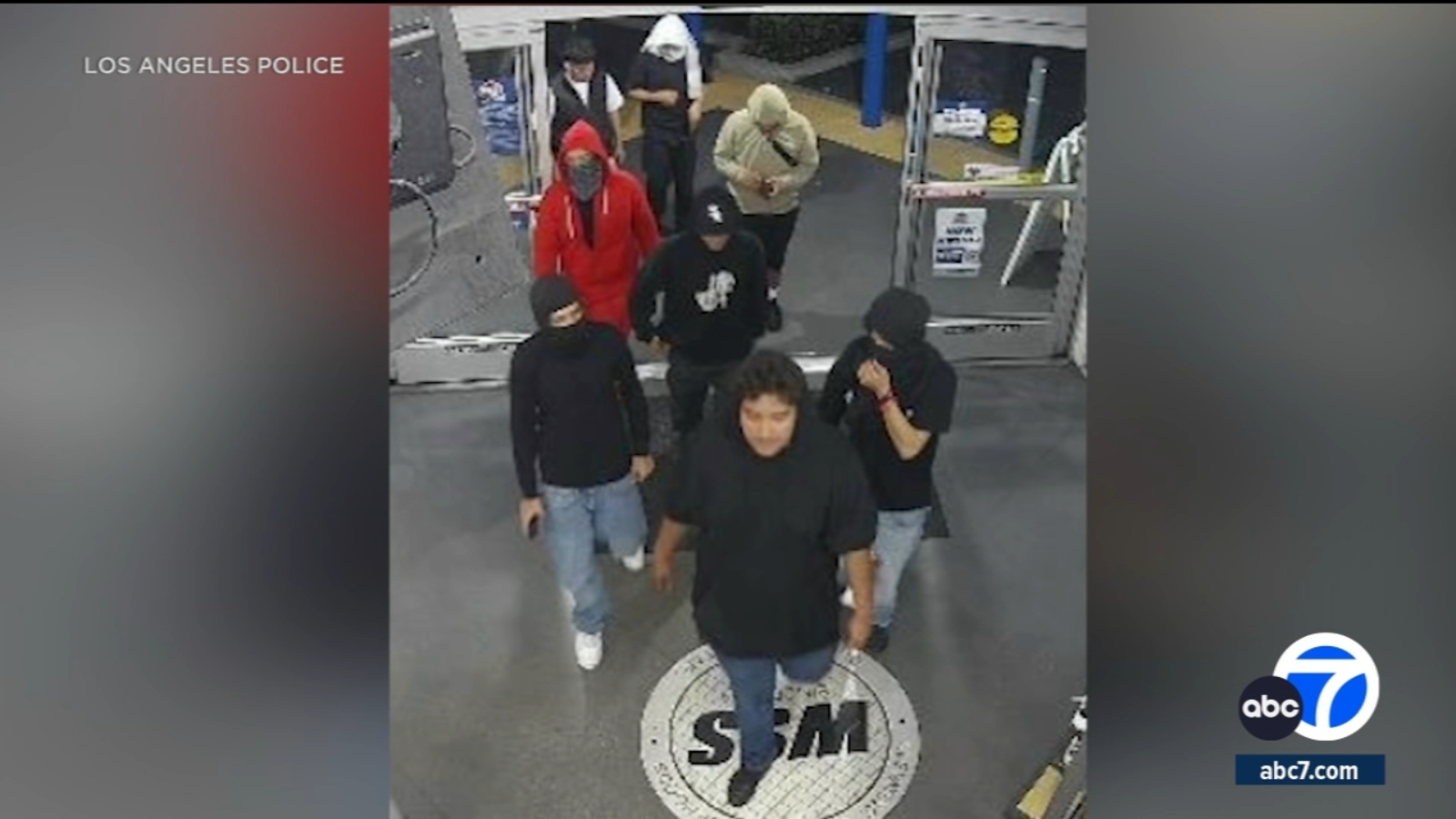 Possible LAUSD students suspected in retail robbery spree in Boyle Heights and South Los Angeles [Video]