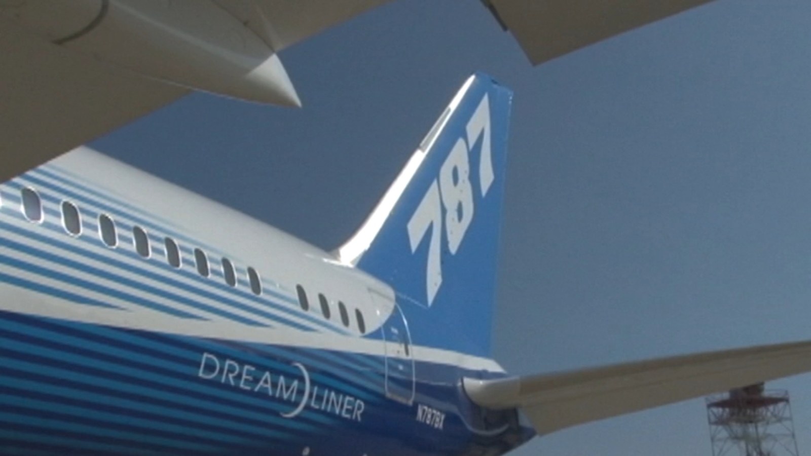 Whistleblower claims that Boeing’s 787 Dreamliner is flawed, prompting FAA investigation [Video]