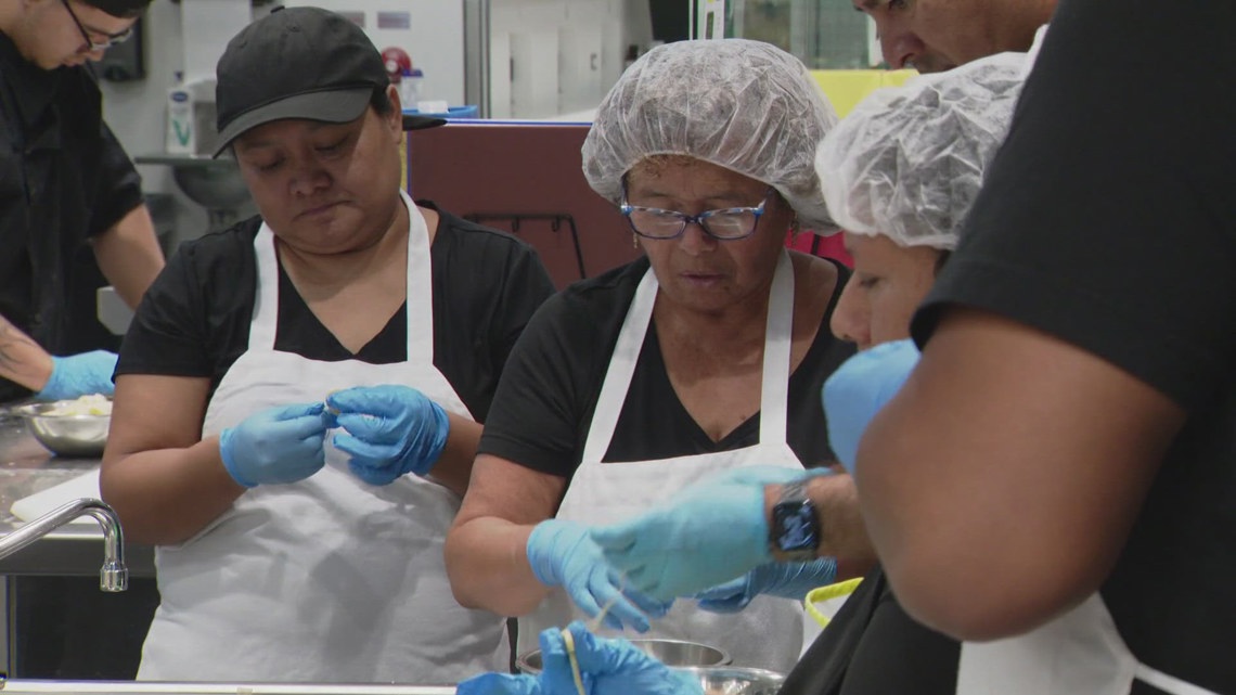 Denver program pushes Latinos to become entrepreneurs in the culinary world [Video]