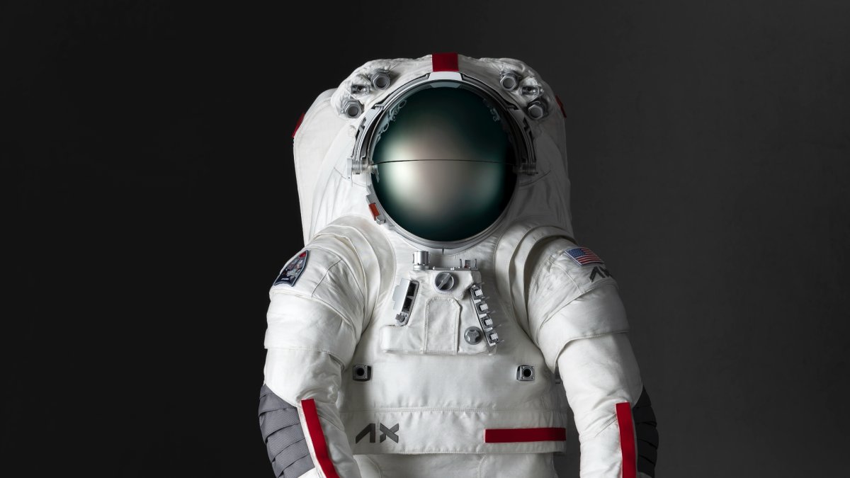 Prada and Axiom Space unveil NASA spacesuit for Artemis III mission  NBC 6 South Florida [Video]