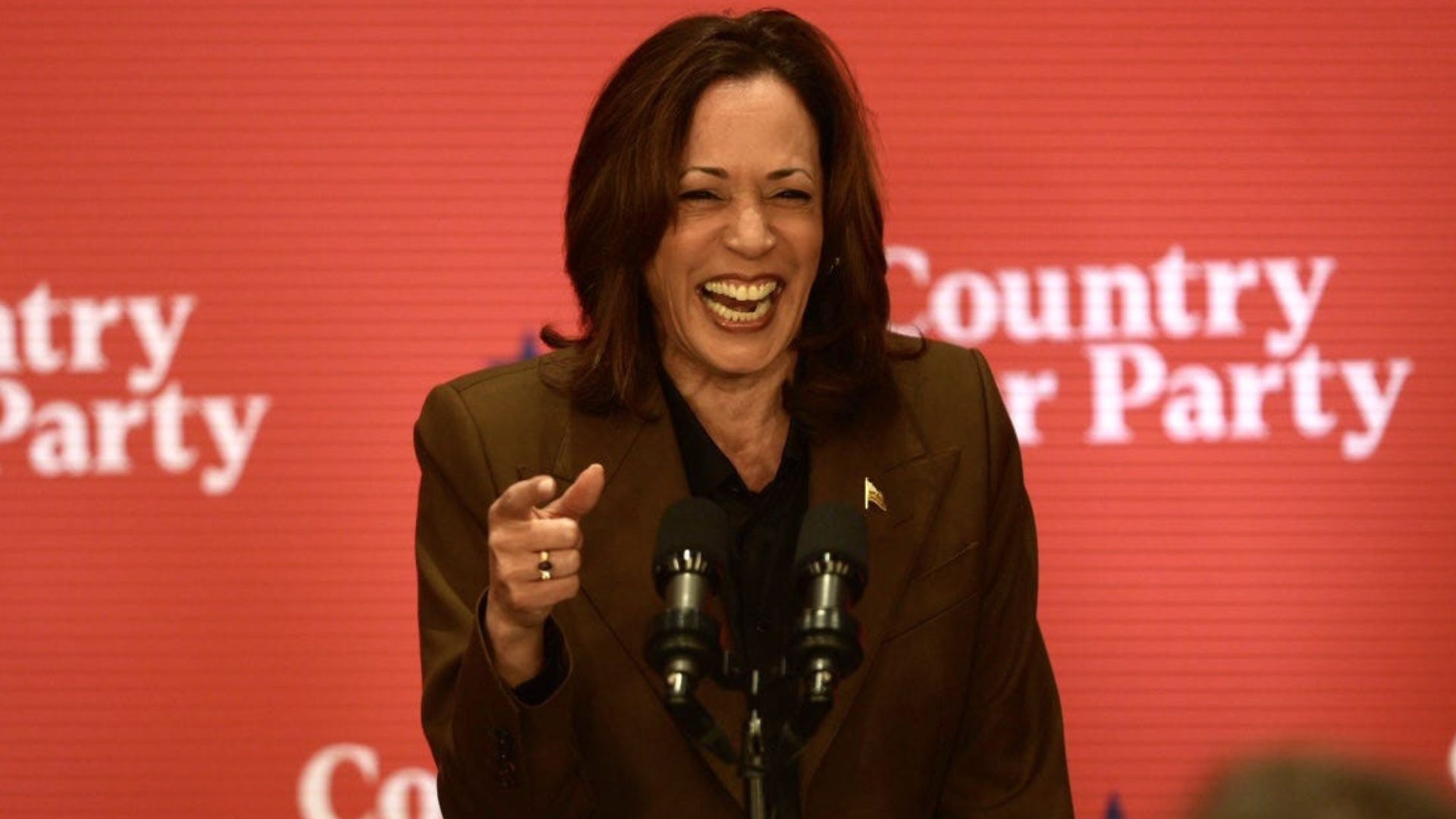 Kamala Harris Now Wants You in the Weed BusinessAfter Jailing Thousands [WATCH] [Video]