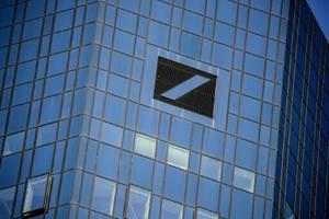 Deutsche Bank profits boosted by legal settlements [Video]