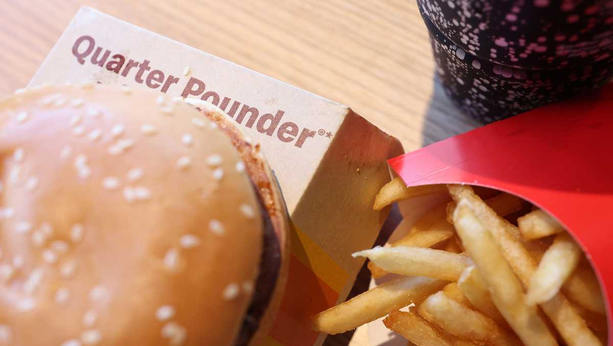 Amid McDonald’s-linked E. coli outbreak, here are symptoms to watch for and ways to stay safe [Video]