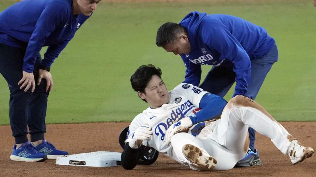 Shohei Ohtani partially dislocates left shoulder during Dodgers World Series Game 2 win [Video]