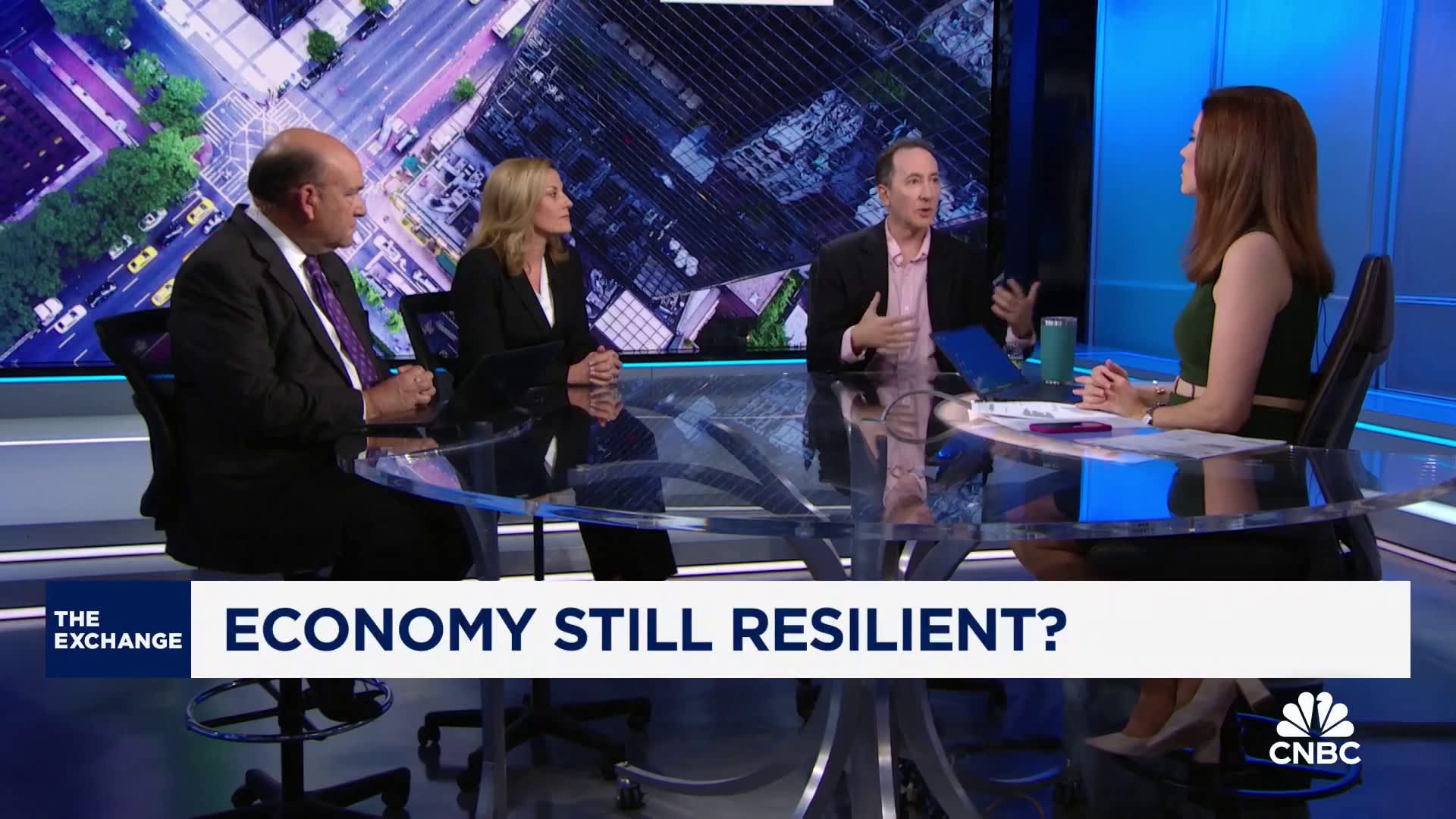 Watch CNBC’s full interview with Peter Boockvar, Stacey Sears, & Steve Liesman [Video]