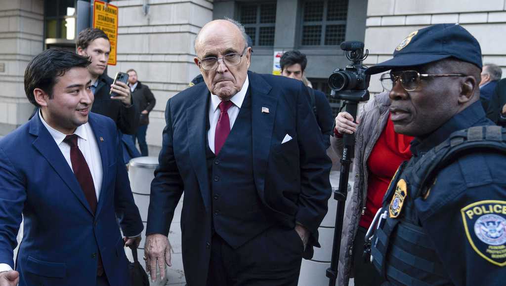 Moving company expected at Giuliani