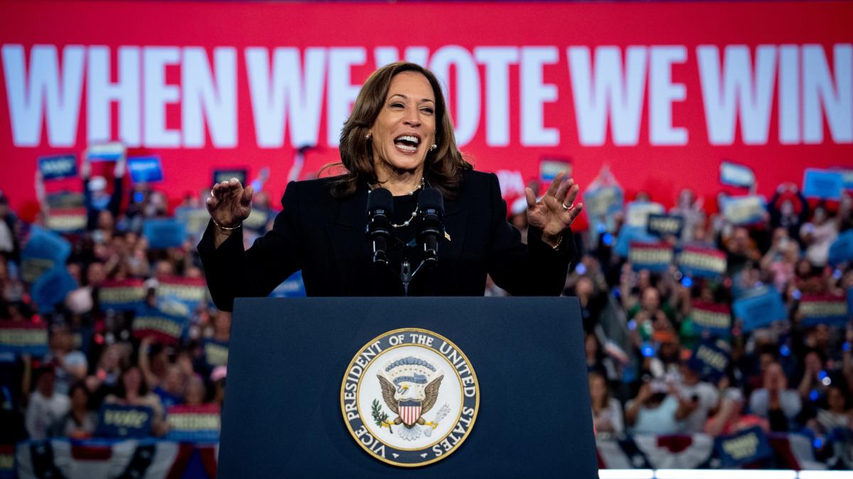 Kamala Harris held Phoenix rally on Halloween as Election Day nears [Video]