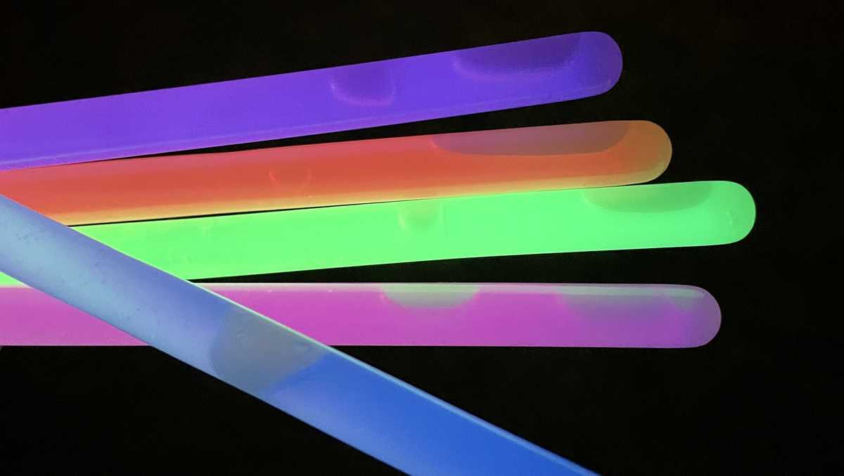 Maine-based poison center gets more calls about glow sticks at Halloween [Video]