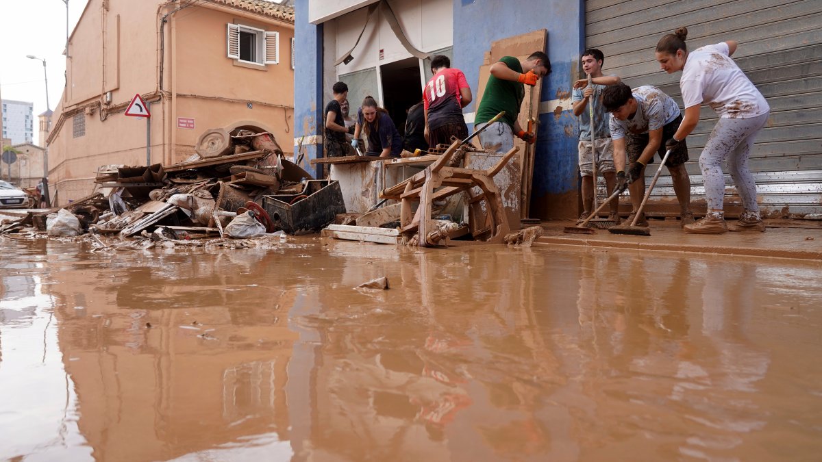 What to know about the unprecedented floods in Spain  NBC Los Angeles [Video]