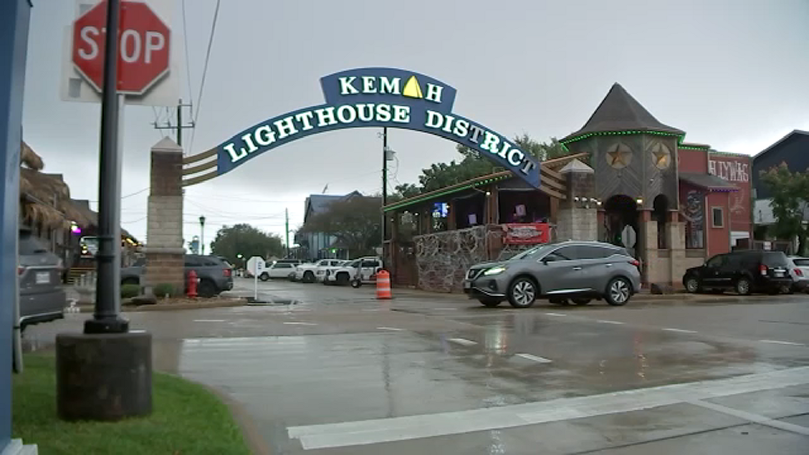 A street home to Kemah’s Lighthouse District back open after the city shut it down to the drivers [Video]