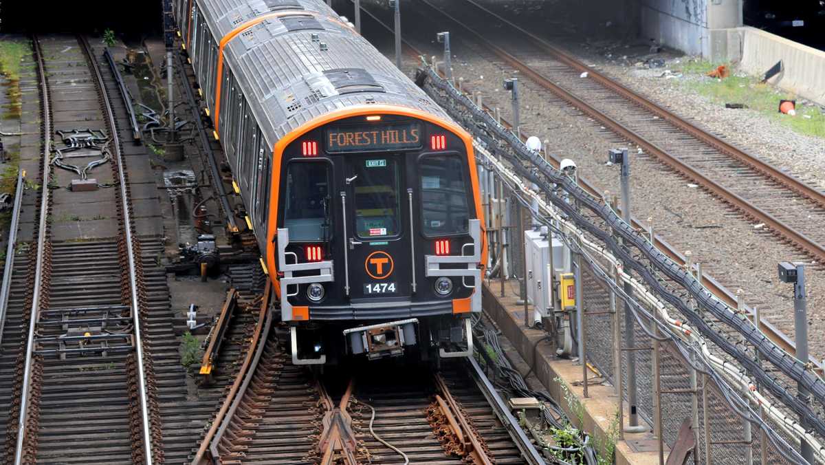 Governor, MBTA celebrate elimination of Orange Line slow zones [Video]