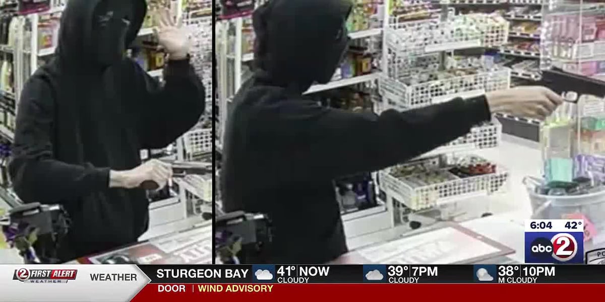 Appleton police looking for armed robber [Video]