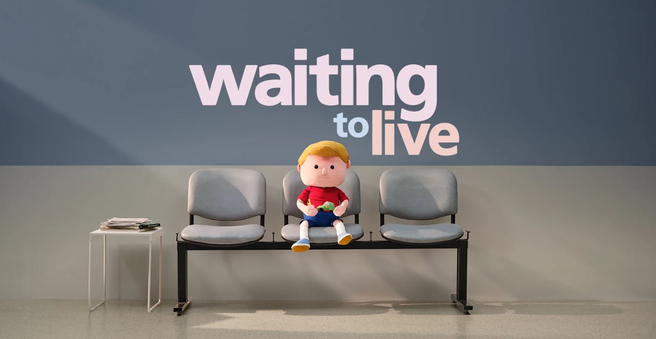 233 dolls told the stories of children waiting for organs to encourage donor registration [Video]