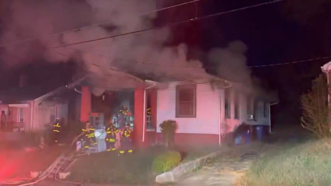 Winston-Salem Fire Department working house fire on Rich Avenue [Video]