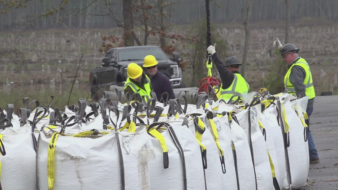 AGFC drops gravel from the sky onto Lake Conway [Video]