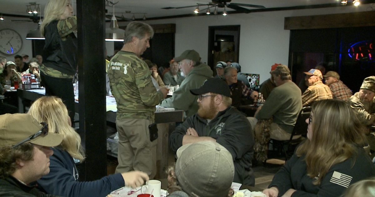 Firearm Opening Day at Blinkers in Bangor [Video]