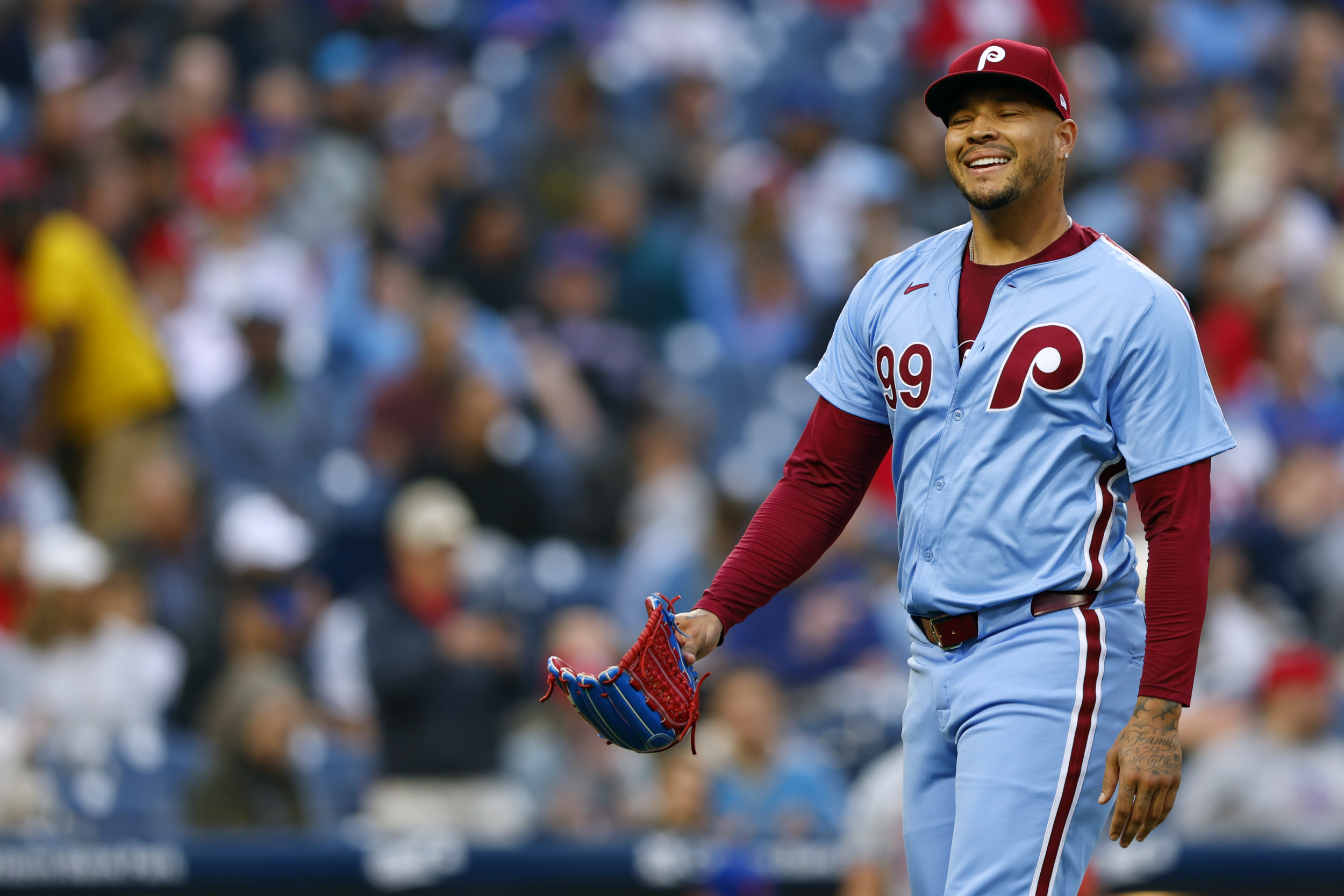 Pondering 4 Taijuan Walker Replacements For Phillies After Disastrous Campaign [Video]