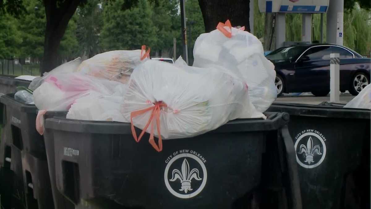 New Orleans waste contractor demands trash contract [Video]