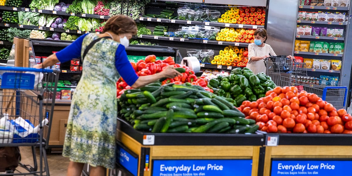 Walmarts promise of low prices proves to be a powerful draw in the third quarter [Video]