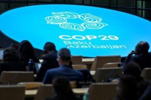 Climate talks reach endgame on new finance deal [Video]