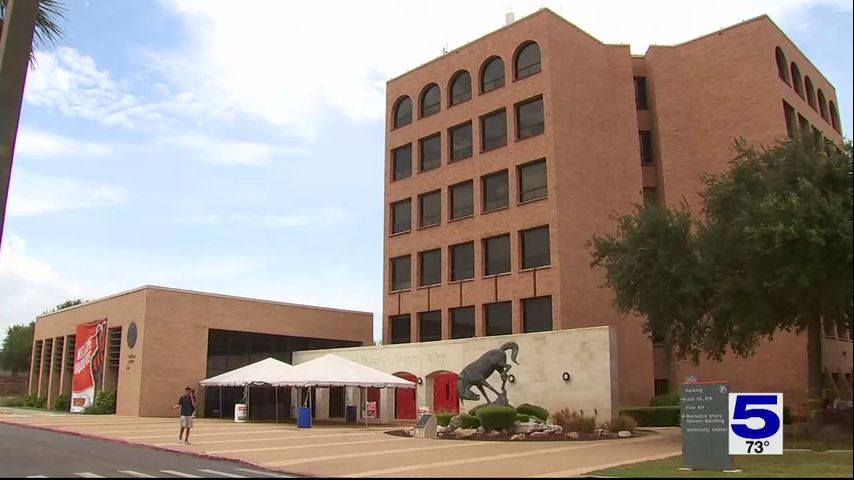 UT System expanding free tuition program [Video]