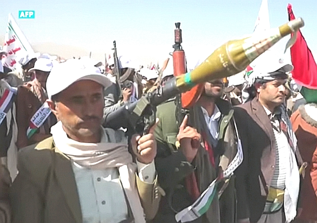 Report: Russia Now Recruiting Yemen Fighters For Ukraine War [Video]