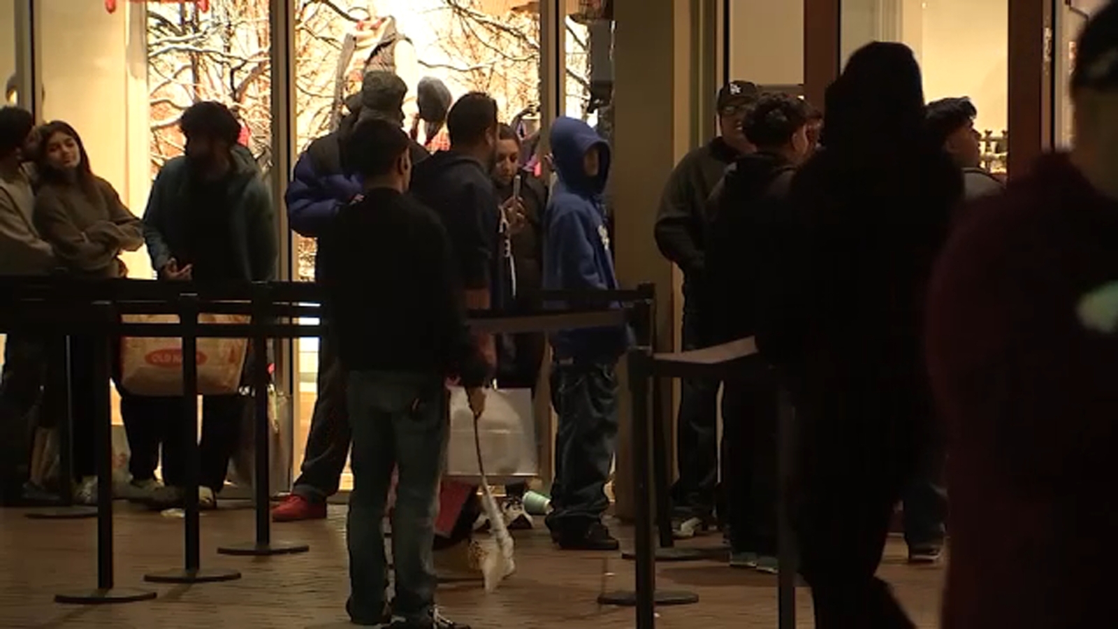 Shoppers flock to Citadel Outlets in Commerce for Black Friday [Video]