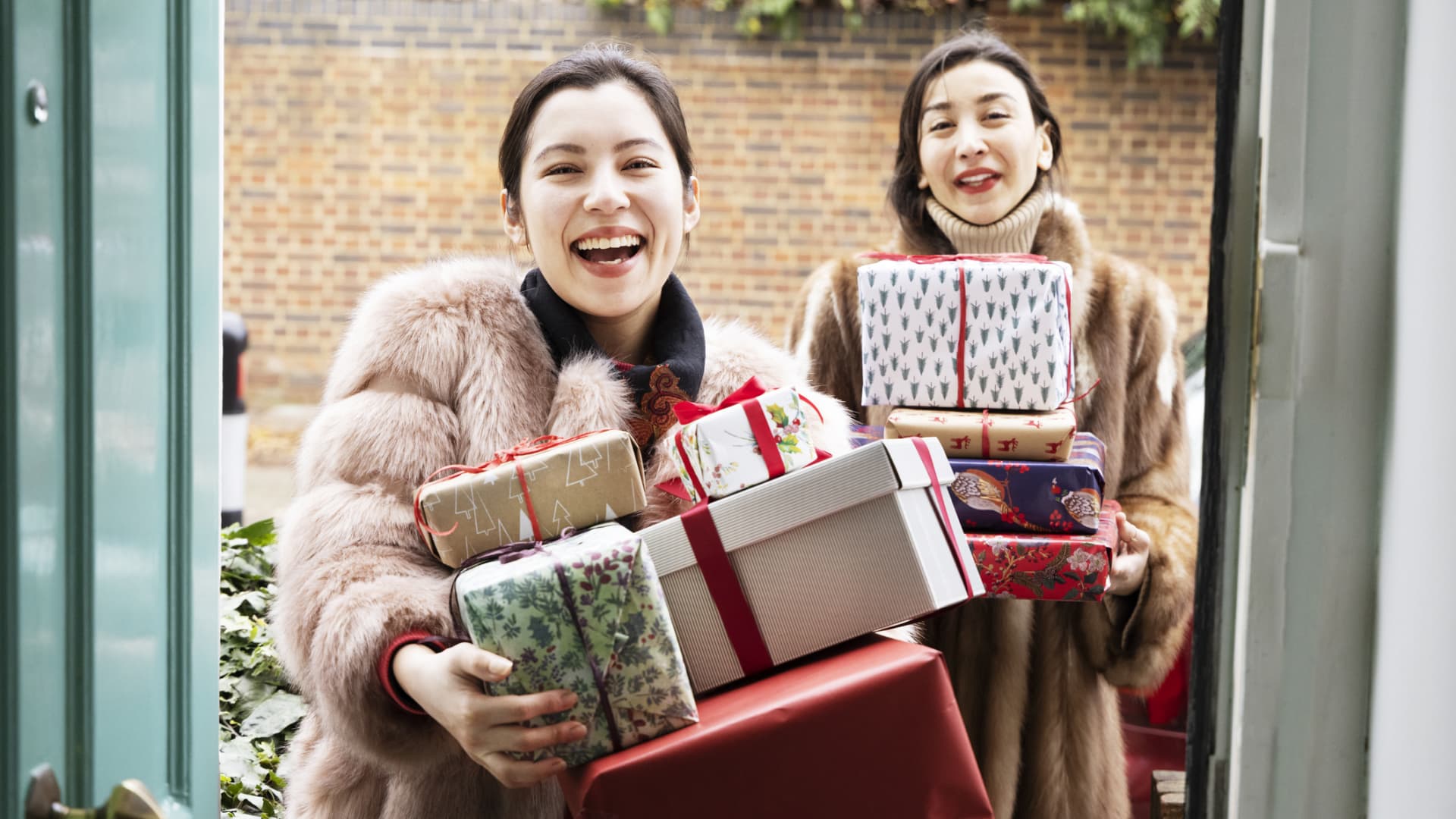 Why consumers overspend during the holidays  and what to do about it [Video]