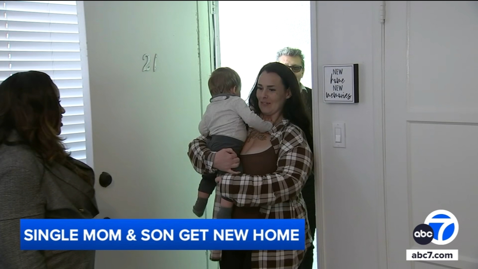 Holliday’s Helping Hands foundation offers fresh start to homeless individuals, formerly incarcerated moms [Video]