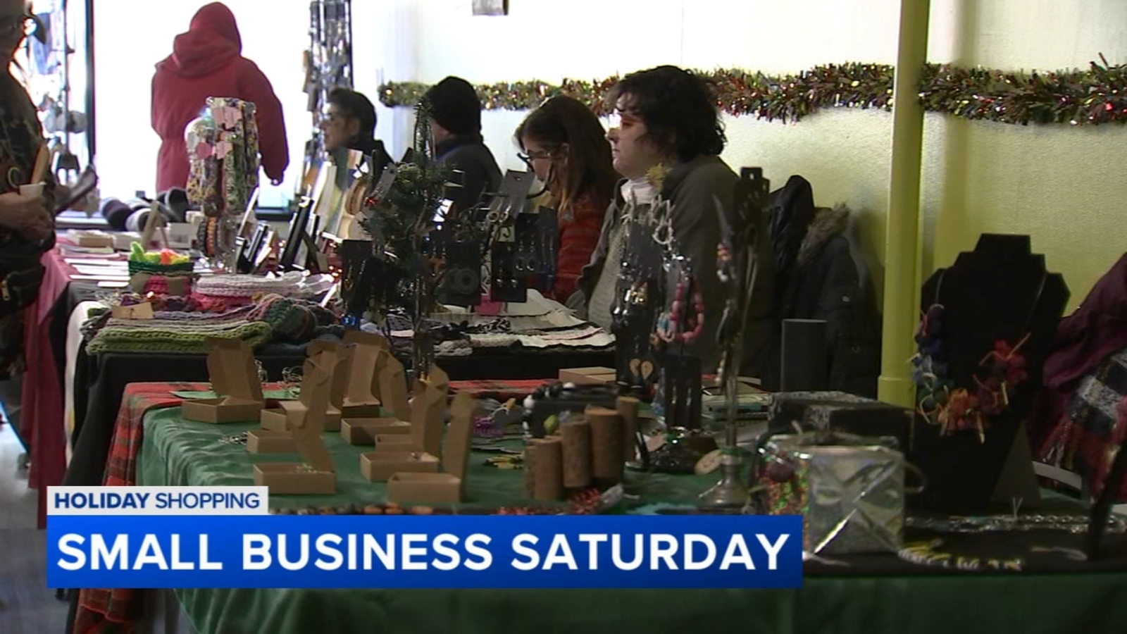 Small Business Saturday: Chicago businesses in Lincoln Square, Ravenswood offering special discounts amid Black Friday deals [Video]