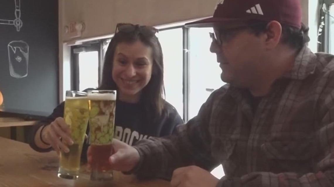 Beer glasses help support small business [Video]