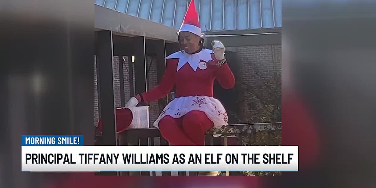 Morning Smile: School principal dresses as Elf on the Shelf [Video]