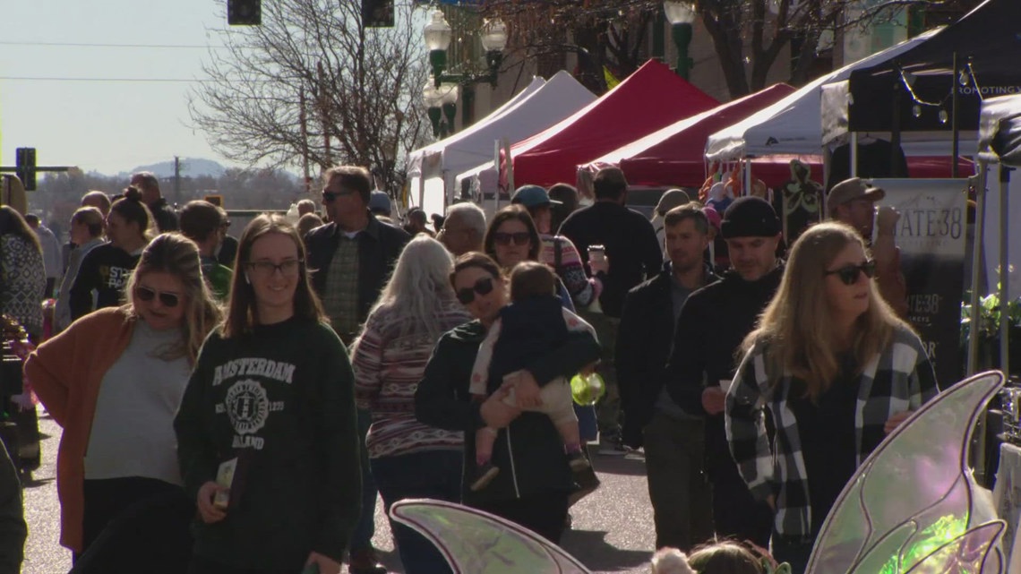 Businesses report record sales on Old Town Arvada’s Small Business Saturday [Video]