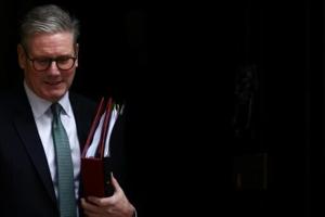 UK leader Starmer heads to Gulf to talk trade, Mideast [Video]