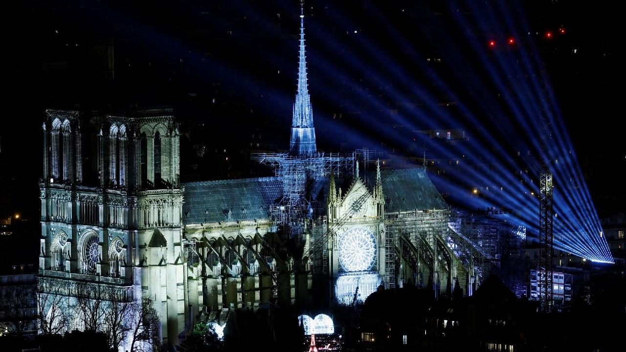 Notre Dame reopens with spectacular ceremony in Paris [Video]