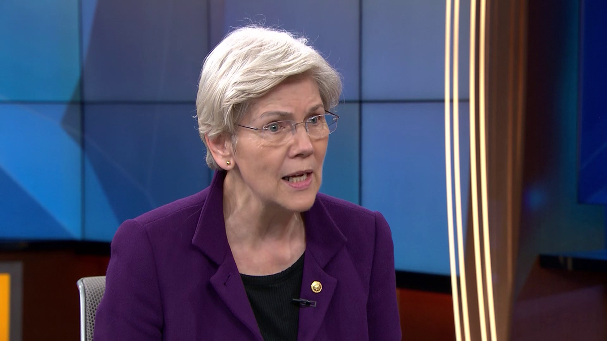 Sen. Warren urges Democrats to speak out against Trump [Video]