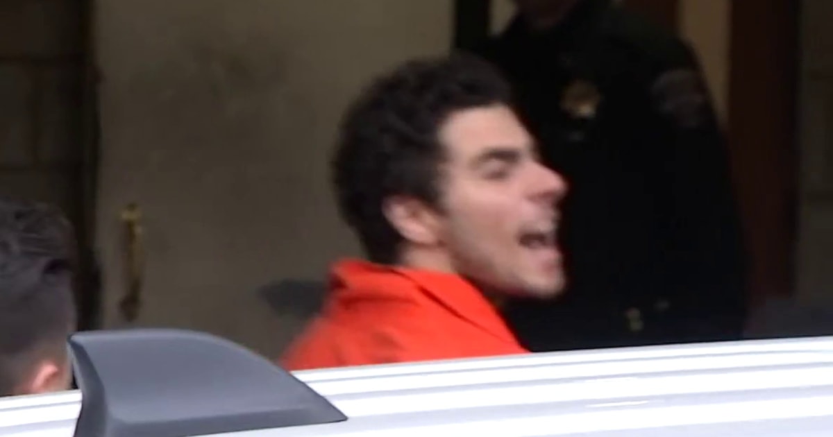 Insult to the American people!’: CEO murder suspect has outburst entering court [Video]