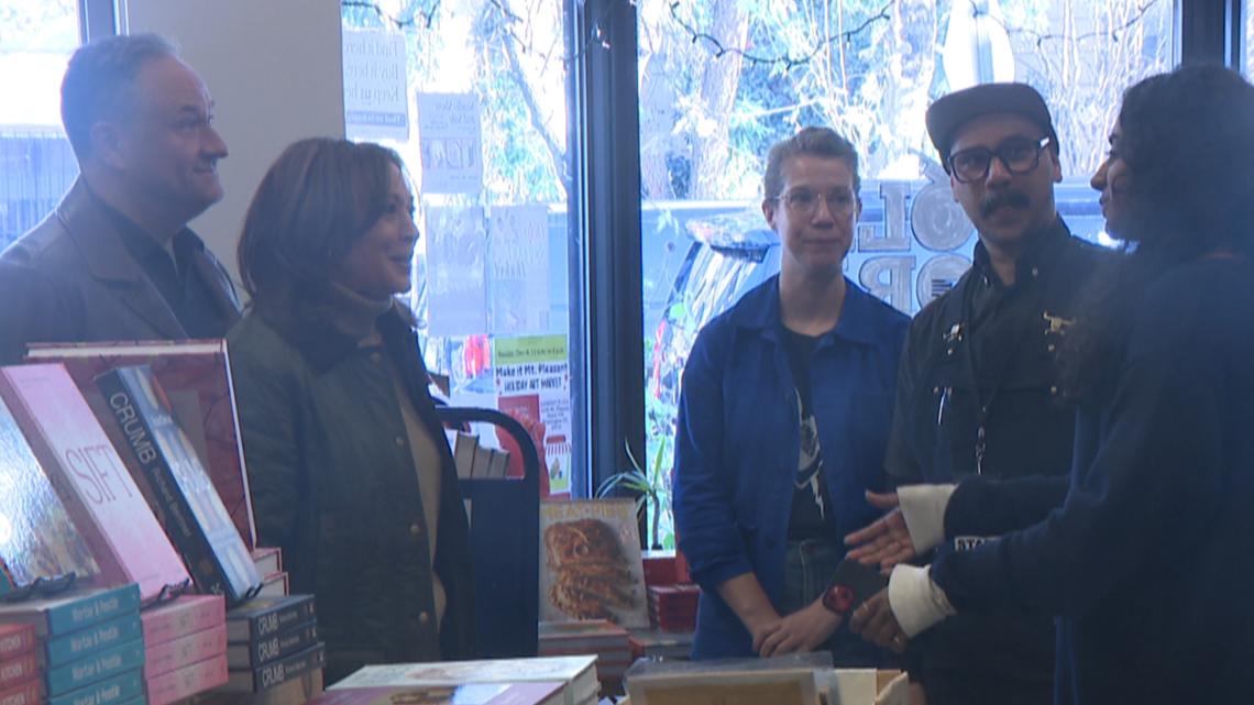 Kamala Harris stops by D.C. bookstore for Small Business Saturday [Video]