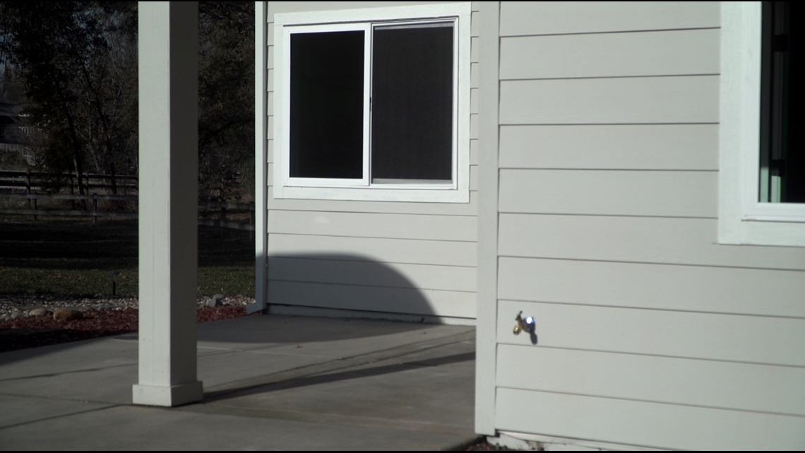 Orangevale family receives donations for ADU left unfinished by Anchored Tiny Homes [Video]