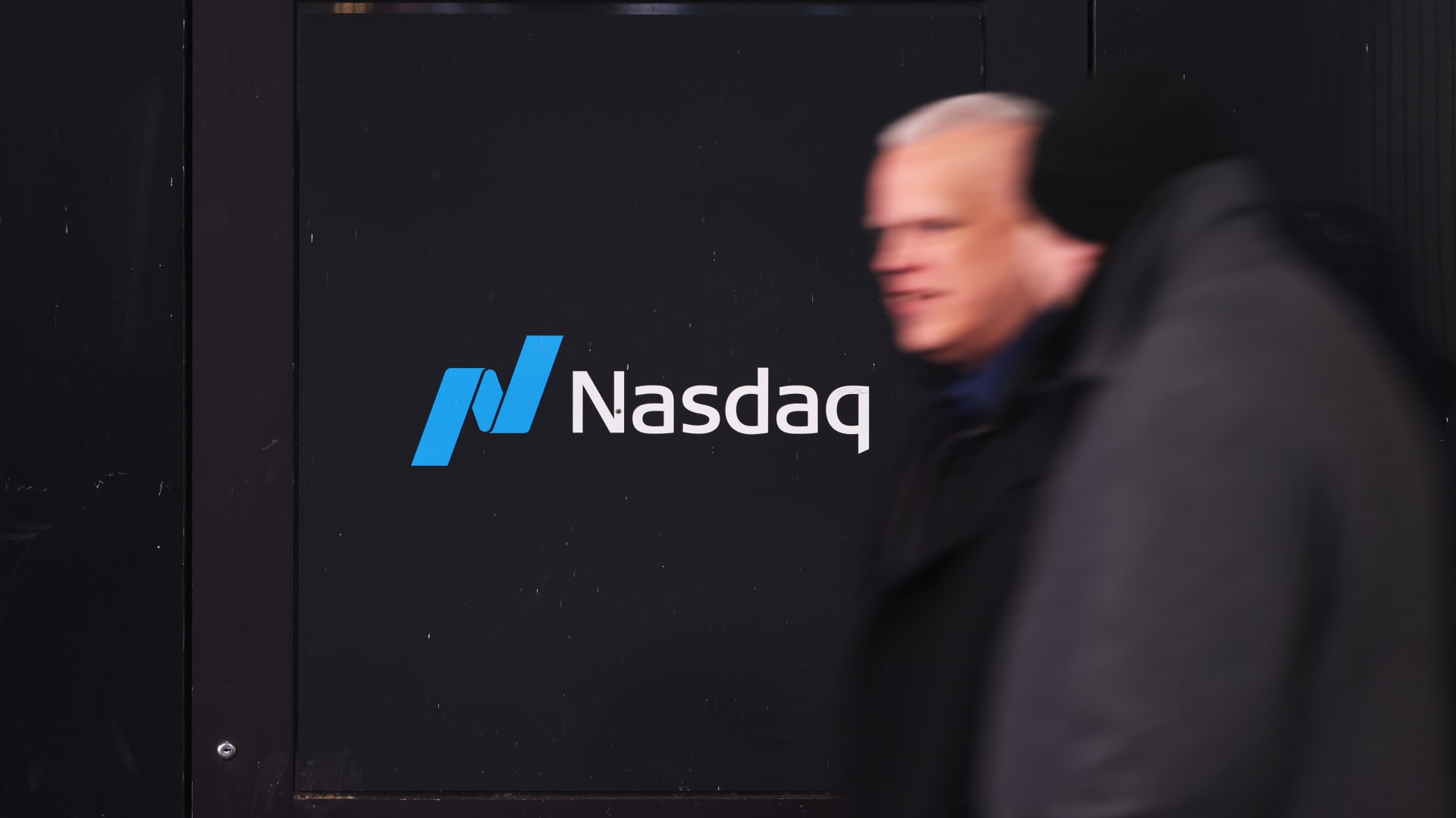 What propelled the Nasdaq above 20,000  plus, weak spots in the stock market [Video]