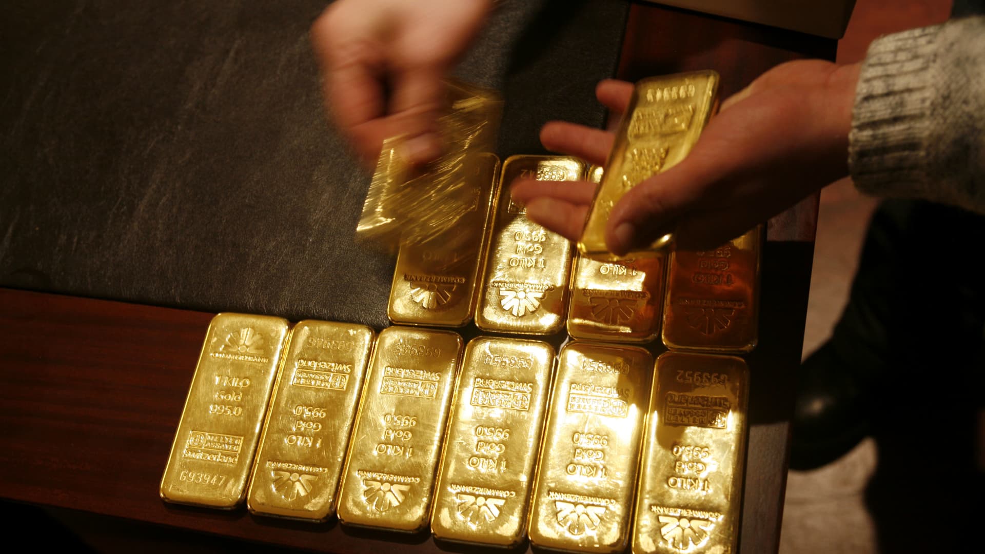 Gold eases on profit taking after scaling more than one-month peak [Video]