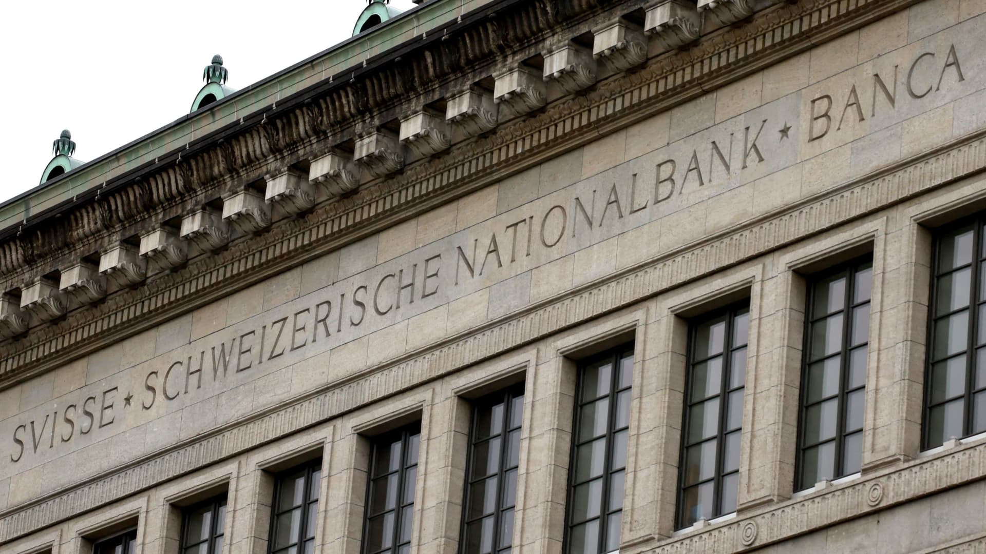 Swiss National Bank takes leap with 50-basis-point interest rate cut amid franc strength [Video]