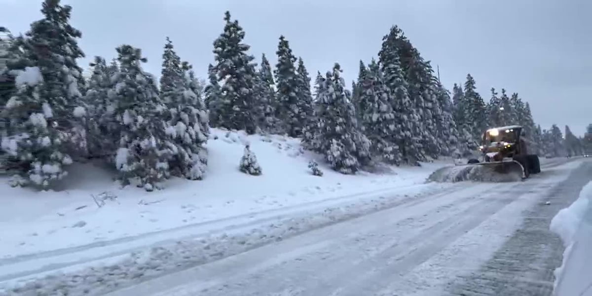 Storm brings heavy snow to Sierra Mountains [Video]