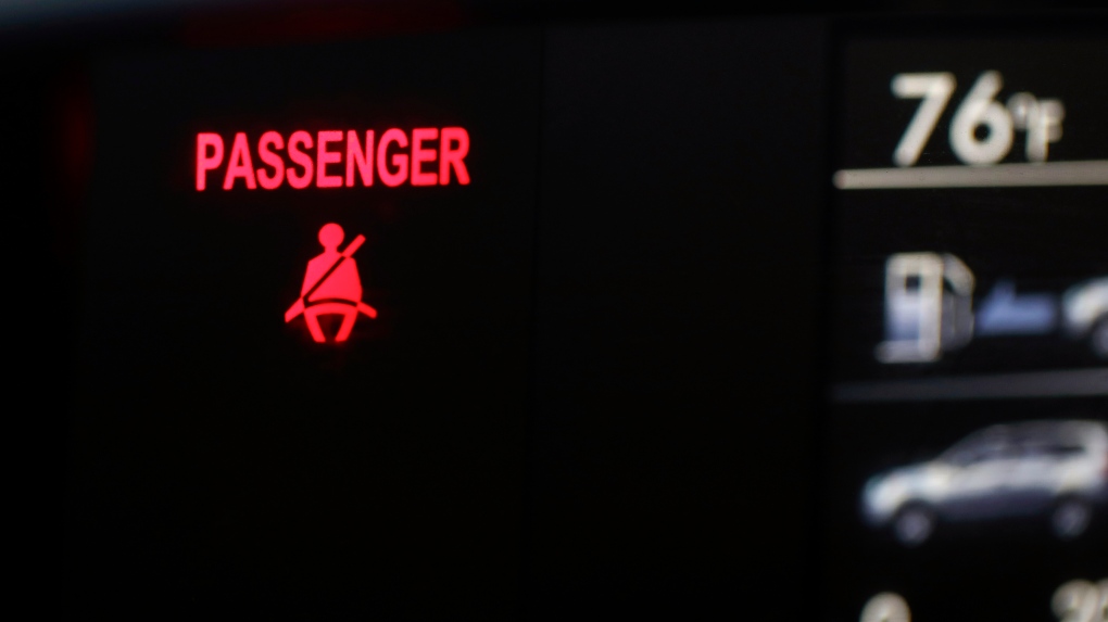 Car safety: U.S. to require seat belt warnings [Video]