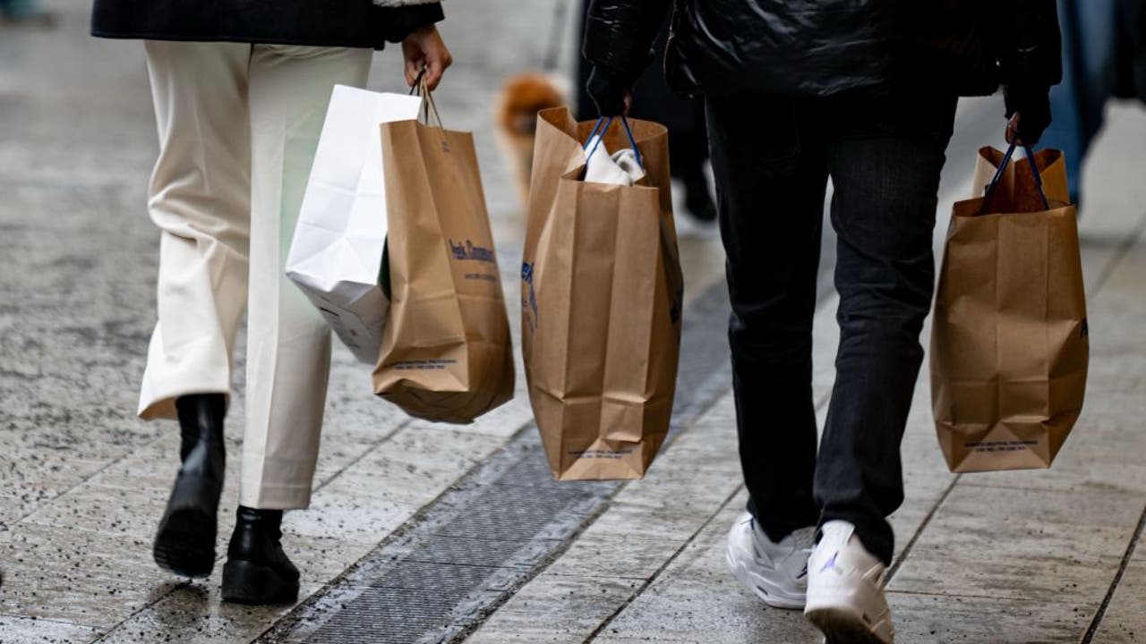 21 adults, 16 kids arrested in retail theft operation at California mall: sheriff [Video]