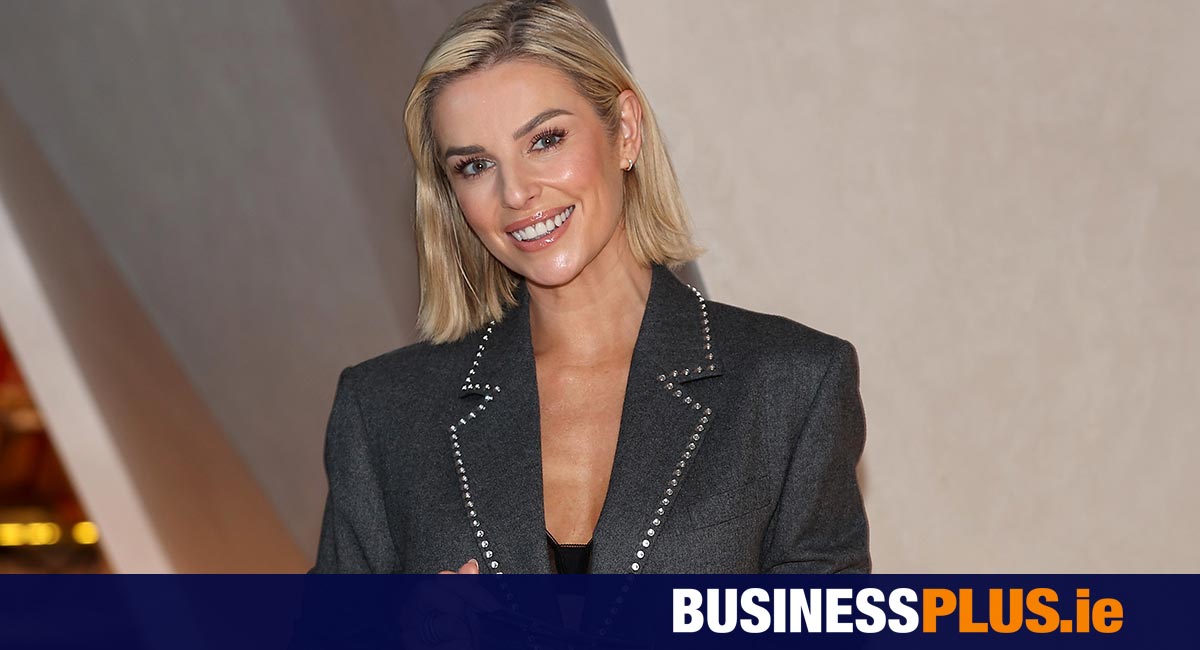 Pippa O’Connor lands herself in trouble over social media posts [Video]